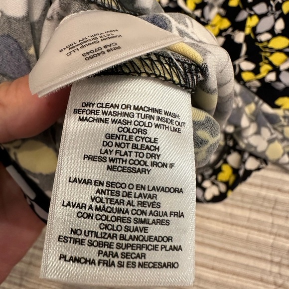 Anne Klein Women's Printed Ity Triple Pleat Top, Size 3XL - Picture 6 of 10